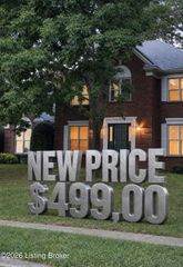 703 Foxgate Rd, Louisville, KY 40223