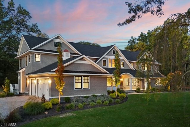 330 HARTSHORN DRIVE, Millburn Twp., NJ 07078