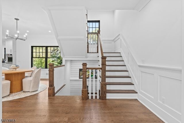 330 HARTSHORN DRIVE, Millburn Twp., NJ 07078