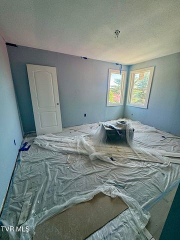 1422 Suncrest Drive, Kingsport, TN 37665