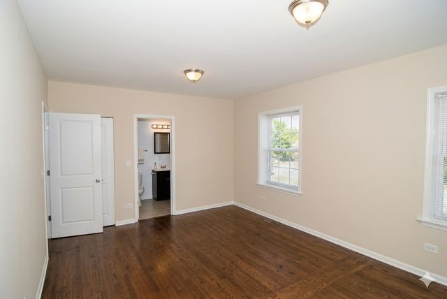 2065 W Jarvis Avenue 3E, Chicago, IL 60645