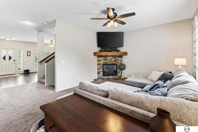 4320 S 202nd Avenue, Omaha, NE 68135
