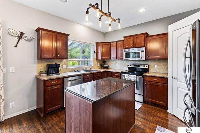 4320 S 202nd Avenue, Omaha, NE 68135