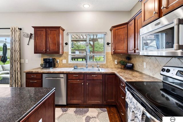 4320 S 202nd Avenue, Omaha, NE 68135