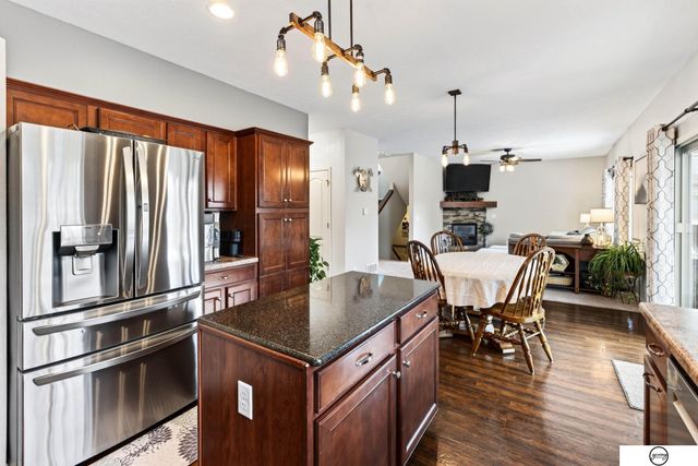 4320 S 202nd Avenue, Omaha, NE 68135