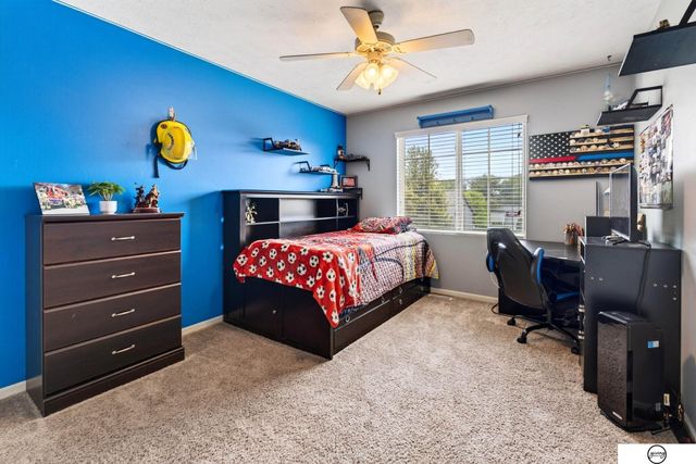 4320 S 202nd Avenue, Omaha, NE 68135