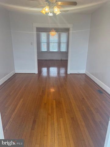 812 EMERSON ST NW, Washington, DC 20011