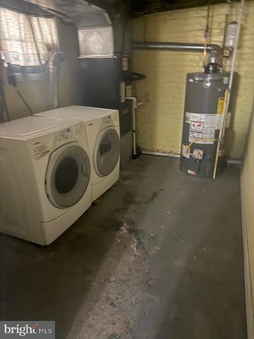 812 EMERSON ST NW, Washington, DC 20011