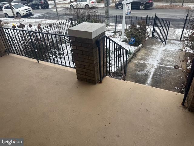 812 EMERSON ST NW, Washington, DC 20011