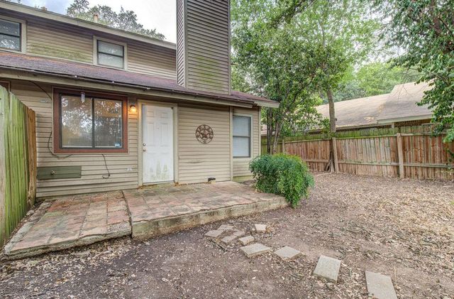 300 Villa Oaks CIR A, Austin, TX 78745