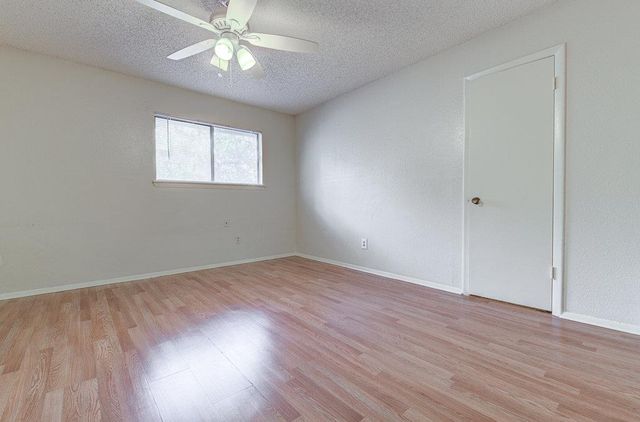 300 Villa Oaks CIR A, Austin, TX 78745
