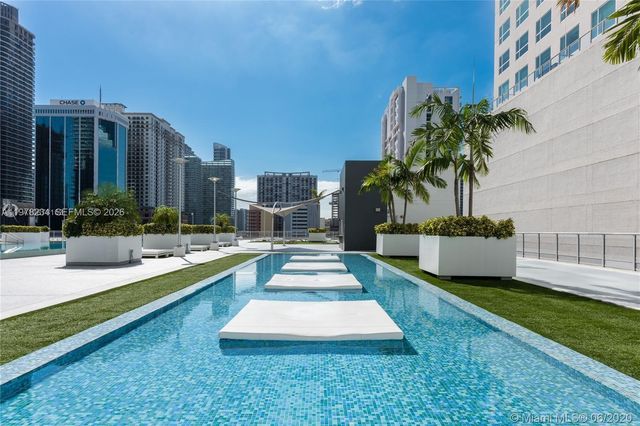 690 SW 1st Ct 2726, Miami, FL 33130