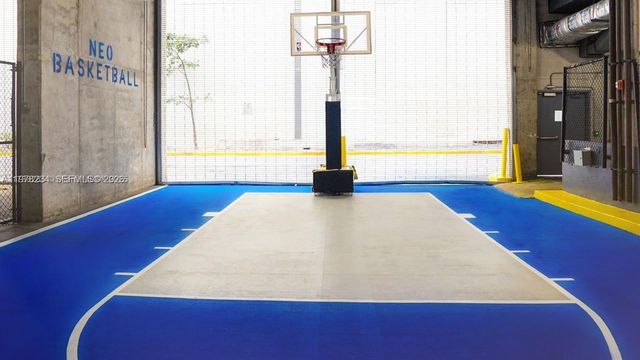 690 SW 1st Ct 2726, Miami, FL 33130