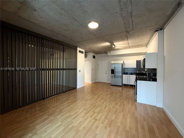 690 SW 1st Ct 2726, Miami, FL 33130