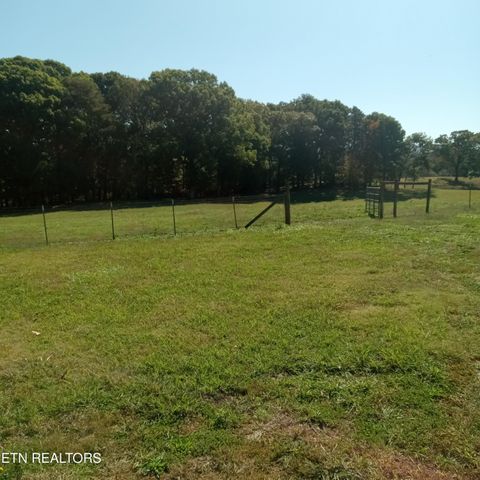 890 Fairview Rd, Tellico Plains, TN 37385