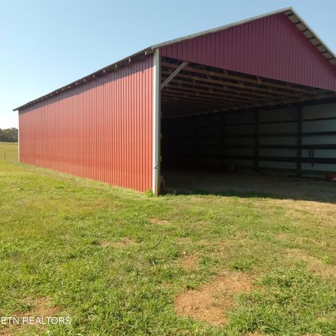 890 Fairview Rd, Tellico Plains, TN 37385