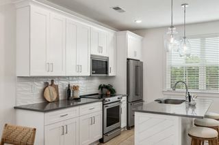 3324 Conviser Dr, Nashville, TN 37207
