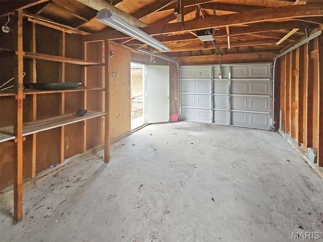128 Saint Thomas Lane, East St Louis, IL 62206
