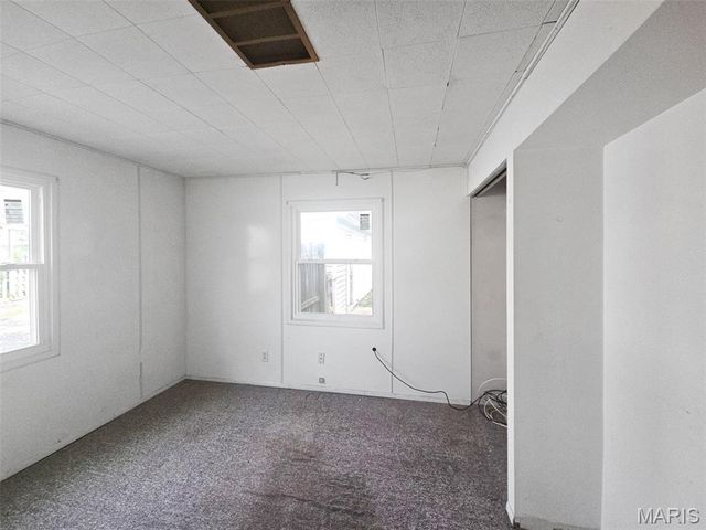 128 Saint Thomas Lane, East St Louis, IL 62206