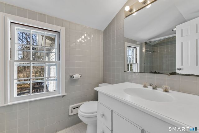 53 Westmont Street, West Hartford, CT 06117