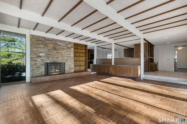 53 Westmont Street, West Hartford, CT 06117