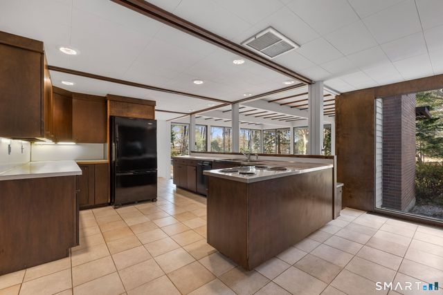 53 Westmont Street, West Hartford, CT 06117