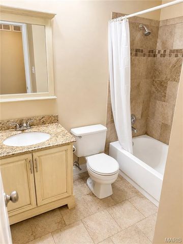 728 Wisdom Court, Fenton, MO 63026