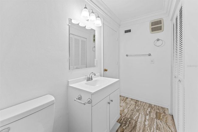 2002 S HABANA AVENUE D, Tampa, FL 33629