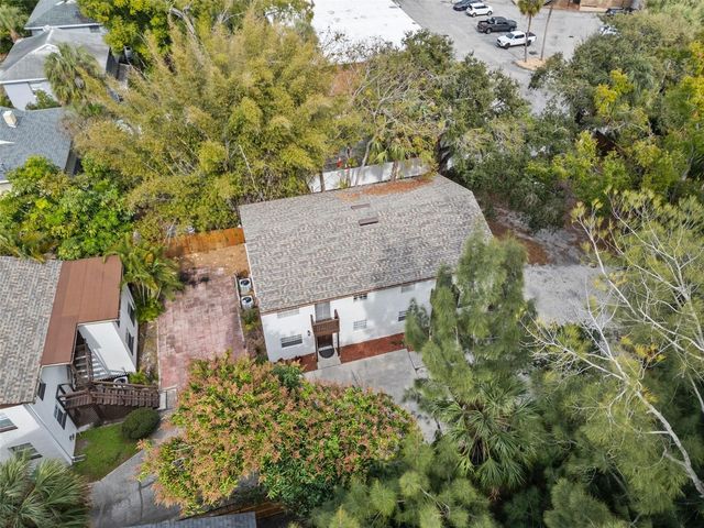 2002 S HABANA AVENUE D, Tampa, FL 33629