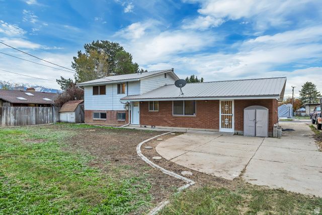 1574 W 1920 N, Layton, UT 84041