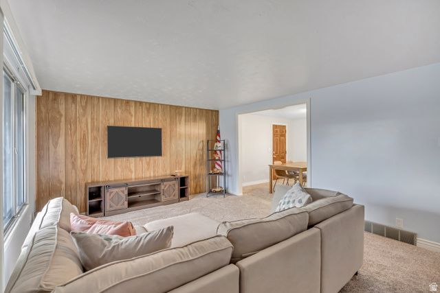 1574 W 1920 N, Layton, UT 84041