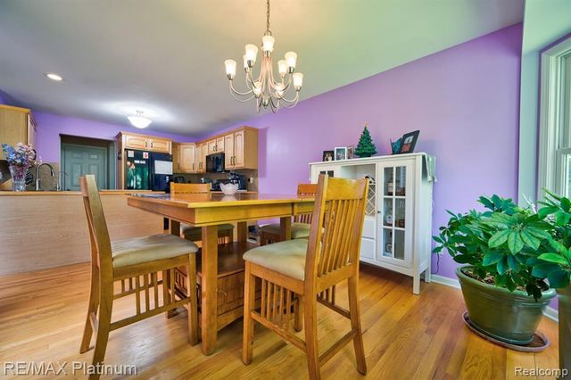 5512 Hidden Oaks Circle, Linden, MI 48451