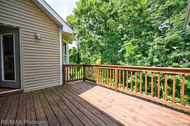 5512 Hidden Oaks Circle, Linden, MI 48451