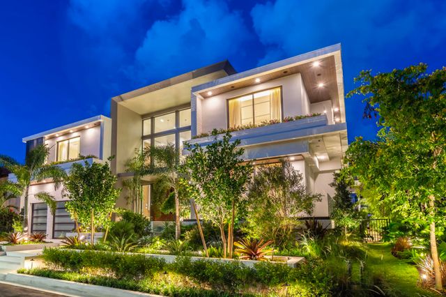 600 Solar Isle Drive, Fort Lauderdale, FL 33301