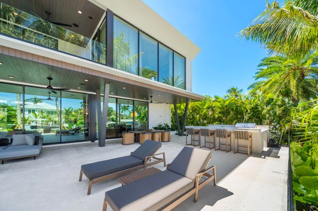 600 Solar Isle Drive, Fort Lauderdale, FL 33301