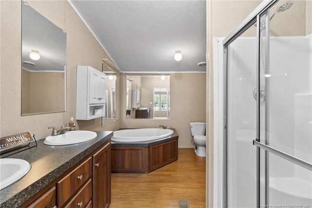 104 Hillcreek Drive, Parkton, NC 28371