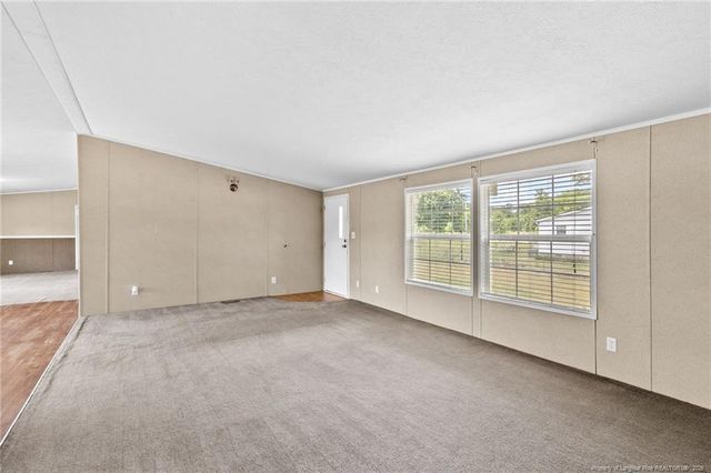104 Hillcreek Drive, Parkton, NC 28371