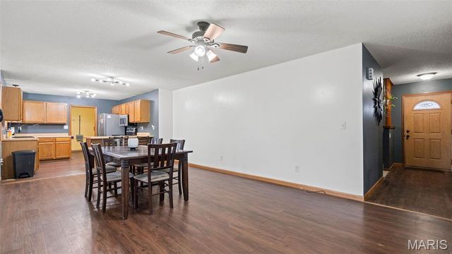 20675 Harris Lane, Dixon, MO 65459