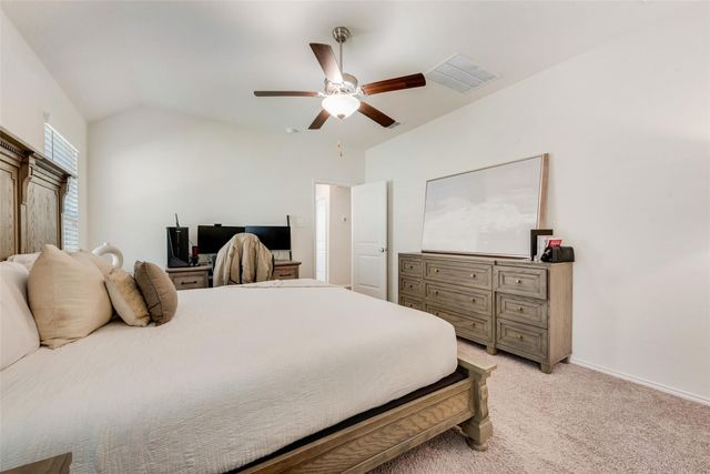 5852 Wake Robin Drive, Fort Worth, TX 76123
