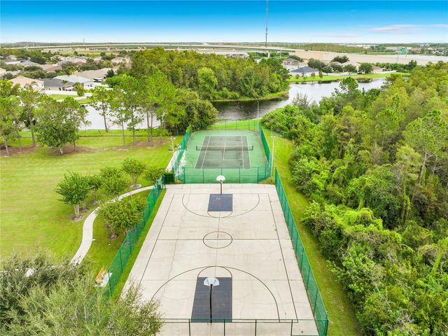 13556 HAWKEYE DRIVE, Orlando, FL 32837