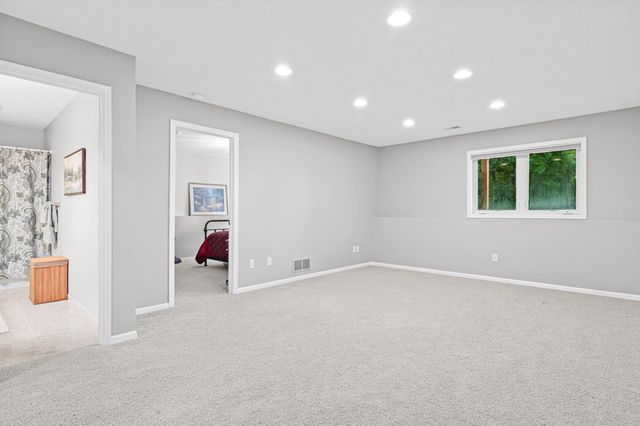 617 86th Lane NW, Coon Rapids, MN 55433