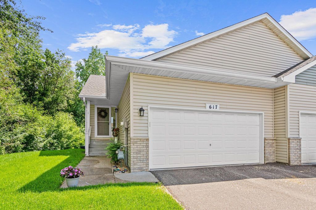 617 86th Lane NW, Coon Rapids, MN 55433
