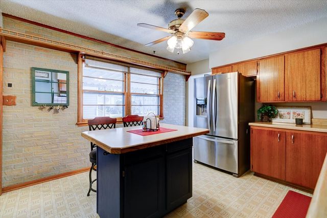 3315 E 25th Street, Des Moines, IA 50317