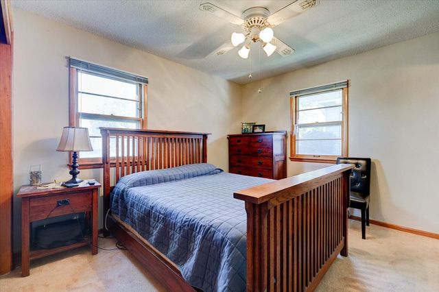 3315 E 25th Street, Des Moines, IA 50317