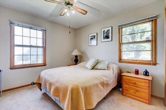 3315 E 25th Street, Des Moines, IA 50317