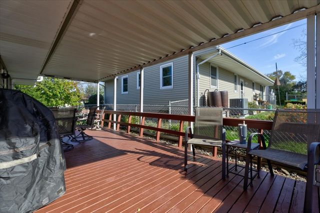 3315 E 25th Street, Des Moines, IA 50317