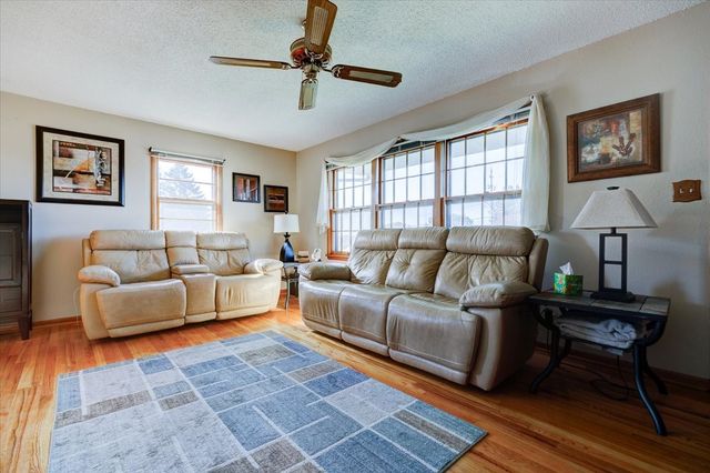 3315 E 25th Street, Des Moines, IA 50317