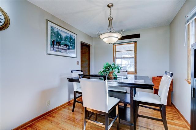 3315 E 25th Street, Des Moines, IA 50317