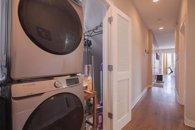 3938 S Wells Street 2, Chicago, IL 60609