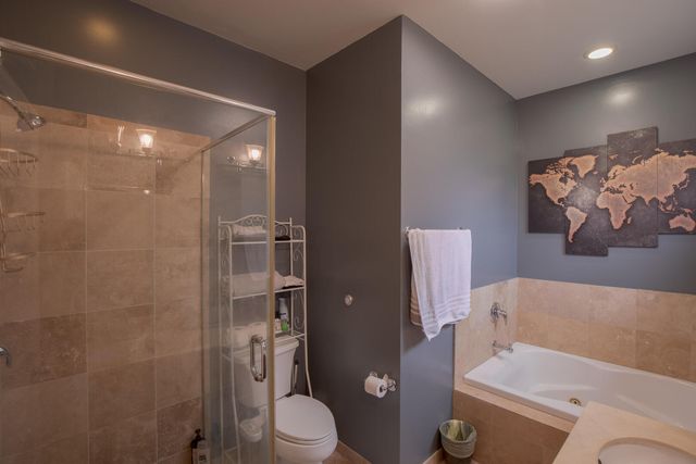 3938 S Wells Street 2, Chicago, IL 60609